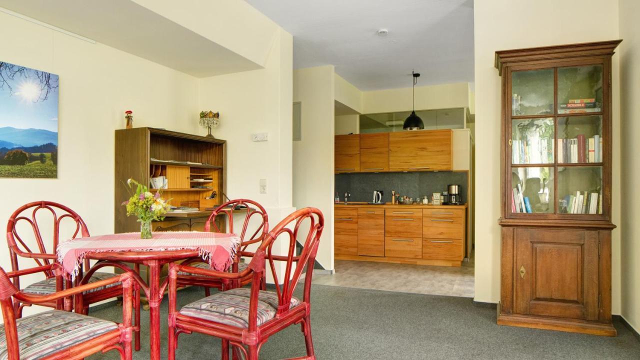 Ferienwohnung Zum Goldenen Kopf Elzach Luaran gambar
